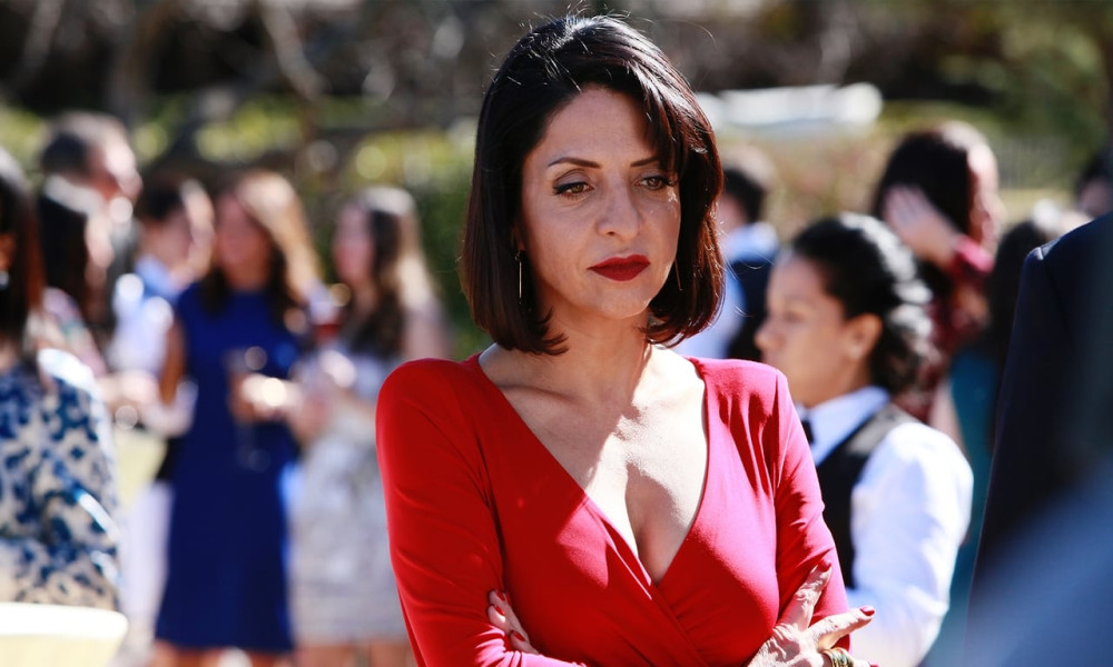 A Rainha do Sul (S1E10)